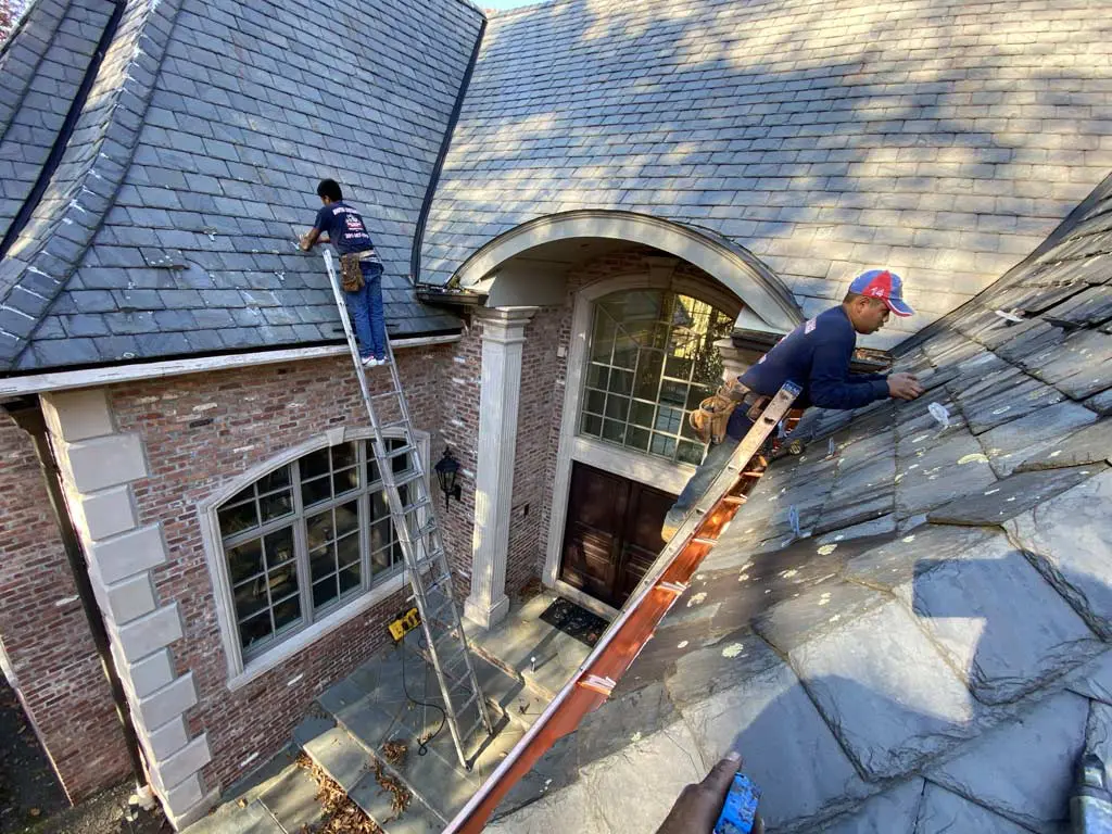 <h2>Professional Slate Roof Leak Repair Specialists in Fort Lee, NJ</h2>