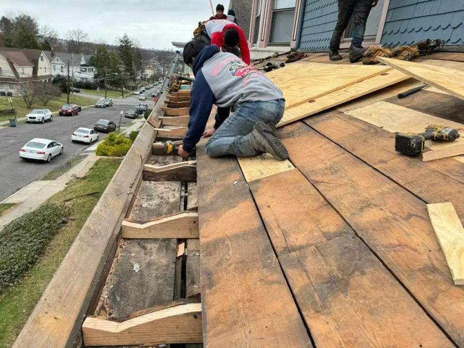 <article class="text-token-text-primary w-full" dir="auto" data-testid="conversation-turn-283" data-scroll-anchor="false">
<div class="text-base my-auto mx-auto py-5 [--thread-content-margin:--spacing(4)] @[37rem]:[--thread-content-margin:--spacing(6)] @[72rem]:[--thread-content-margin:--spacing(16)] px-(--thread-content-margin)">
<div class="[--thread-content-max-width:32rem] @[34rem]:[--thread-content-max-width:40rem] @[64rem]:[--thread-content-max-width:48rem] mx-auto flex max-w-(--thread-content-max-width) flex-1 text-base gap-4 md:gap-5 lg:gap-6 group/turn-messages focus-visible:outline-hidden" tabindex="-1">
<div class="group/conversation-turn relative flex w-full min-w-0 flex-col">
<div class="relative flex-col gap-1 md:gap-3">
<div class="flex max-w-full flex-col grow">
<div class="min-h-8 text-message relative flex w-full flex-col items-end gap-2 text-start break-words whitespace-normal [.text-message+&]:mt-5" dir="auto" data-message-author-role="user" data-message-id="f5ef7503-e427-42f3-a88b-40a0ac76be98">
<div class="flex w-full flex-col gap-1 empty:hidden items-end rtl:items-start">
<div class="relative max-w-[var(--user-chat-width,70%)] bg-token-message-surface rounded-3xl px-5 py-2.5">
<div class="whitespace-pre-wrap"><article class="text-token-text-primary w-full" dir="auto" data-testid="conversation-turn-283" data-scroll-anchor="false">
<div class="text-base my-auto mx-auto py-5 [--thread-content-margin:--spacing(4)] @[37rem]:[--thread-content-margin:--spacing(6)] @[72rem]:[--thread-content-margin:--spacing(16)] px-(--thread-content-margin)">
<div class="[--thread-content-max-width:32rem] @[34rem]:[--thread-content-max-width:40rem] @[64rem]:[--thread-content-max-width:48rem] mx-auto flex max-w-(--thread-content-max-width) flex-1 text-base gap-4 md:gap-5 lg:gap-6 group/turn-messages focus-visible:outline-hidden" tabindex="-1">
<div class="group/conversation-turn relative flex w-full min-w-0 flex-col">
<div class="relative flex-col gap-1 md:gap-3">
<div class="flex max-w-full flex-col grow">
<div class="min-h-8 text-message relative flex w-full flex-col items-end gap-2 text-start break-words whitespace-normal [.text-message+&]:mt-5" dir="auto" data-message-author-role="user" data-message-id="f5ef7503-e427-42f3-a88b-40a0ac76be98">
<div class="flex w-full flex-col gap-1 empty:hidden items-end rtl:items-start">
<div class="relative max-w-[var(--user-chat-width,70%)] bg-token-message-surface rounded-3xl px-5 py-2.5"><article class="text-token-text-primary w-full" dir="auto" data-testid="conversation-turn-283" data-scroll-anchor="false">
<div class="text-base my-auto mx-auto py-5 [--thread-content-margin:--spacing(4)] @[37rem]:[--thread-content-margin:--spacing(6)] @[72rem]:[--thread-content-margin:--spacing(16)] px-(--thread-content-margin)">
<div class="[--thread-content-max-width:32rem] @[34rem]:[--thread-content-max-width:40rem] @[64rem]:[--thread-content-max-width:48rem] mx-auto flex max-w-(--thread-content-max-width) flex-1 text-base gap-4 md:gap-5 lg:gap-6 group/turn-messages focus-visible:outline-hidden" tabindex="-1">
<div class="group/conversation-turn relative flex w-full min-w-0 flex-col">
<div class="relative flex-col gap-1 md:gap-3">
<div class="flex max-w-full flex-col grow">
<div class="min-h-8 text-message relative flex w-full flex-col items-end gap-2 text-start break-words whitespace-normal [.text-message+&]:mt-5" dir="auto" data-message-author-role="user" data-message-id="f5ef7503-e427-42f3-a88b-40a0ac76be98">
<div class="flex w-full flex-col gap-1 empty:hidden items-end rtl:items-start">
<div class="relative max-w-[var(--user-chat-width,70%)] bg-token-message-surface rounded-3xl px-5 py-2.5">
<h2 class="whitespace-pre-wrap">Experienced Yankee gutter repair experts, for Residential and Commercial Properties in Fort Lee, NJ</h2>
</div>
</div>
</div>
</div>
</div>
</div>
</div>
</div>
</article></div>
</div>
</div>
</div>
</div>
</div>
</div>
</div>
</article><article class="text-token-text-primary w-full" dir="auto" data-testid="conversation-turn-284" data-scroll-anchor="false">
<h2 class="sr-only"></h2>
</article></div>
</div>
</div>
</div>
</div>
<div class="flex justify-end">
<h2 class="touch:-me-2 touch:-ms-3.5 -ms-2.5 -me-1 flex flex-wrap items-center gap-y-4 p-1 select-none focus-within:transition-none hover:transition-none duration-300 group-hover/turn-messages:delay-300 pointer-events-none opacity-0 motion-safe:transition-opacity group-hover/turn-messages:pointer-events-auto group-hover/turn-messages:opacity-100 group-focus-within/turn-messages:pointer-events-auto group-focus-within/turn-messages:opacity-100 has-data-[state=open]:pointer-events-auto has-data-[state=open]:opacity-100"></h2>
</div>
</div>
</div>
</div>
</div>
</article>
<div class="text-base my-auto mx-auto py-5 [--thread-content-margin:--spacing(4)] @[37rem]:[--thread-content-margin:--spacing(6)] @[72rem]:[--thread-content-margin:--spacing(16)] px-(--thread-content-margin)">
<div class="[--thread-content-max-width:32rem] @[34rem]:[--thread-content-max-width:40rem] @[64rem]:[--thread-content-max-width:48rem] mx-auto flex max-w-(--thread-content-max-width) flex-1 text-base gap-4 md:gap-5 lg:gap-6 group/turn-messages focus-visible:outline-hidden" tabindex="-1">
<div class="group/conversation-turn relative flex w-full min-w-0 flex-col agent-turn">
<div class="relative flex-col gap-1 md:gap-3">
<div class="flex max-w-full flex-col grow">
<div class="min-h-8 text-message relative flex w-full flex-col items-end gap-2 text-start break-words whitespace-normal [.text-message+&]:mt-5" dir="auto" data-message-author-role="assistant" data-message-id="20c6ca74-634c-4128-8e31-2559c32e6ea5" data-message-model-slug="gpt-4o">
<div class="flex w-full flex-col gap-1 empty:hidden first:pt-[3px]">
<div class="markdown prose dark:prose-invert w-full break-words light">
<p data-start="0" data-end="137" data-is-last-node="" data-is-only-node=""></p>

</div>
</div>
</div>
</div>
</div>
</div>
</div>
</div>